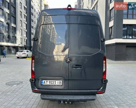 Серый Мерседес Sprinter, объемом двигателя 2.14 л и пробегом 429 тыс. км за 35800 $, фото 9 на Automoto.ua