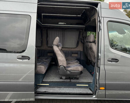 Сірий Мерседес Sprinter, об'ємом двигуна 2.99 л та пробігом 249 тис. км за 49999 $, фото 10 на Automoto.ua