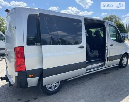 Серый Мерседес Sprinter, объемом двигателя 2.14 л и пробегом 135 тыс. км за 37755 $, фото 17 на Automoto.ua