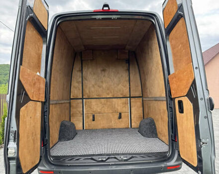 Серый Мерседес Sprinter, объемом двигателя 2.99 л и пробегом 190 тыс. км за 55900 $, фото 10 на Automoto.ua