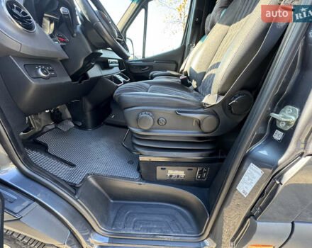 Мерседес Sprinter 2020 в Коломые на Automoto.ua Серый Мерседес Sprinter, объемом двигателя 2.99 л и пробегом 212 тыс. км за 62500 $, фото 20 на Automoto.ua