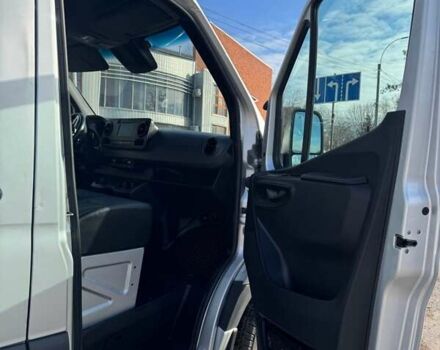 Серый Мерседес Sprinter, объемом двигателя 2.99 л и пробегом 398 тыс. км за 62401 $, фото 17 на Automoto.ua