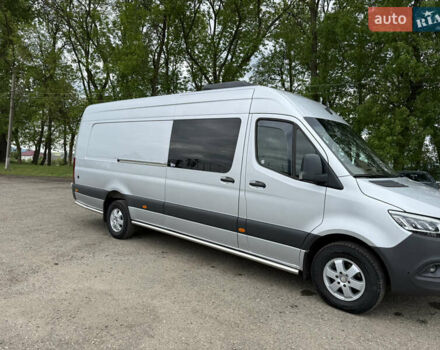 Сірий Мерседес Sprinter, об'ємом двигуна 2.99 л та пробігом 387 тис. км за 76721 $, фото 2 на Automoto.ua
