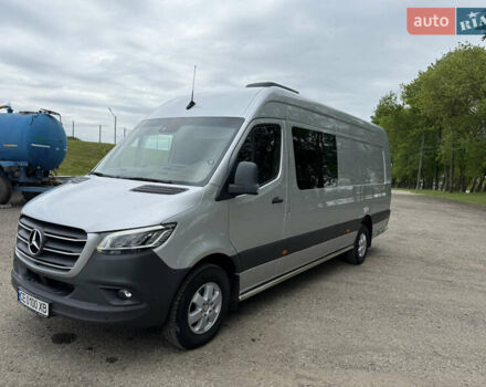 Сірий Мерседес Sprinter, об'ємом двигуна 2.99 л та пробігом 387 тис. км за 76721 $, фото 3 на Automoto.ua