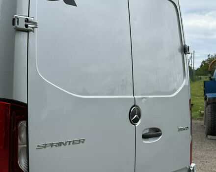 Сірий Мерседес Sprinter, об'ємом двигуна 2.99 л та пробігом 387 тис. км за 76721 $, фото 7 на Automoto.ua