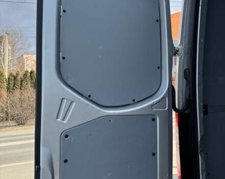 Серый Мерседес Sprinter, объемом двигателя 2.99 л и пробегом 398 тыс. км за 62401 $, фото 21 на Automoto.ua