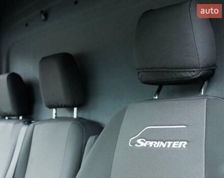 Серый Мерседес Sprinter, объемом двигателя 3 л и пробегом 135 тыс. км за 49900 $, фото 6 на Automoto.ua
