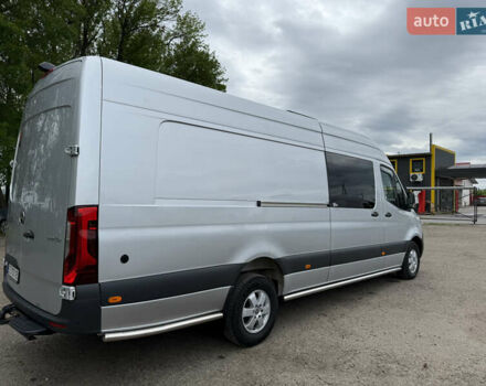 Сірий Мерседес Sprinter, об'ємом двигуна 2.99 л та пробігом 387 тис. км за 76721 $, фото 14 на Automoto.ua