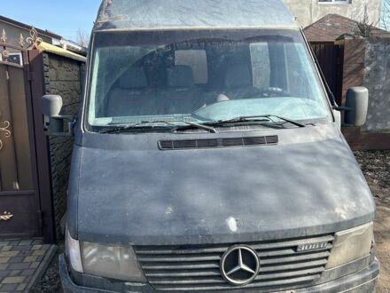 Сірий Мерседес Sprinter, об'ємом двигуна 2.3 л та пробігом 3 тис. км за 1800 $, фото 1 на Automoto.ua