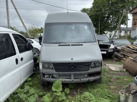 Мерседес Sprinter 1999 у Львові на Automoto.ua Сірий Мерседес Sprinter, об'ємом двигуна 0 л та пробігом 25 тис. км за 3000 $, фото 1 на Automoto.ua