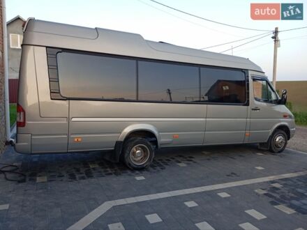 Серый Мерседес Sprinter, объемом двигателя 2.69 л и пробегом 550 тыс. км за 24500 $, фото 1 на Automoto.ua