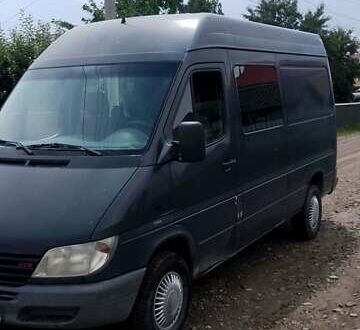 Мерседес Sprinter 2001 в Черновцах на Automoto.ua Серый Мерседес Sprinter, объемом двигателя 2.15 л и пробегом 455 тыс. км за 6200 $, фото 1 на Automoto.ua