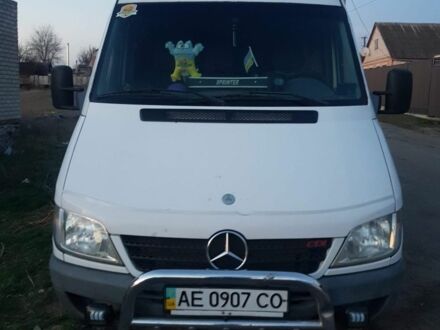 Серый Мерседес Sprinter, объемом двигателя 2.1 л и пробегом 580 тыс. км за 7500 $, фото 1 на Automoto.ua