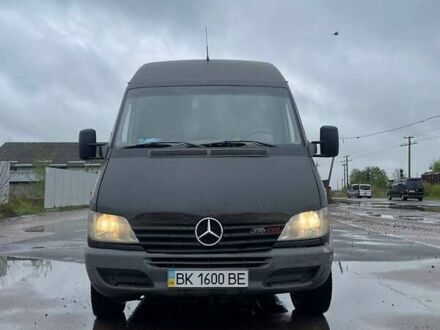 Сірий Мерседес Sprinter, об'ємом двигуна 2.15 л та пробігом 402 тис. км за 5800 $, фото 1 на Automoto.ua