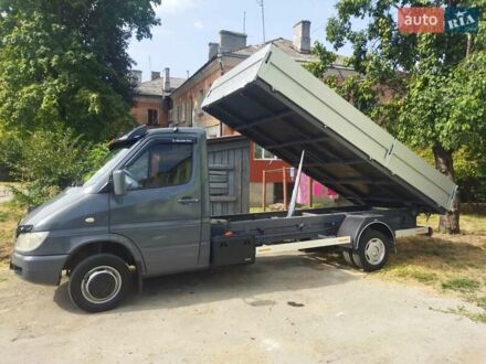 Мерседес Sprinter 2002 у Каменце-Подольском на Automoto.ua Сірий Мерседес Sprinter, об'ємом двигуна 2.2 л та пробігом 318 тис. км за 16800 $, фото 1 на Automoto.ua