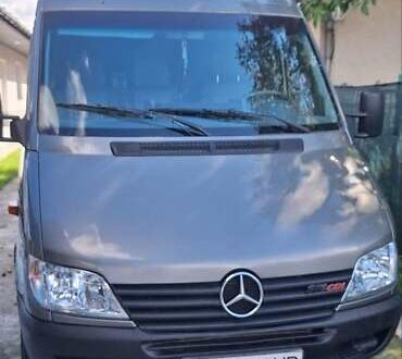 Серый Мерседес Sprinter, объемом двигателя 2.2 л и пробегом 600 тыс. км за 8500 $, фото 1 на Automoto.ua