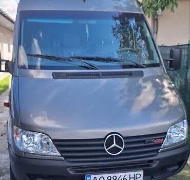 Серый Мерседес Sprinter, объемом двигателя 2.2 л и пробегом 600 тыс. км за 8500 $, фото 1 на Automoto.ua