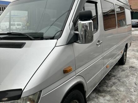 Серый Мерседес Sprinter, объемом двигателя 2.7 л и пробегом 228 тыс. км за 8600 $, фото 1 на Automoto.ua