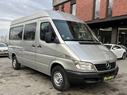Серый Мерседес Sprinter, объемом двигателя 2.2 л и пробегом 400 тыс. км за 10999 $, фото 1 на Automoto.ua