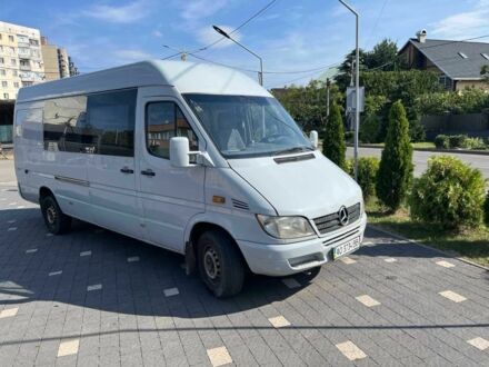 Сірий Мерседес Sprinter, об'ємом двигуна 2.7 л та пробігом 370 тис. км за 7800 $, фото 1 на Automoto.ua