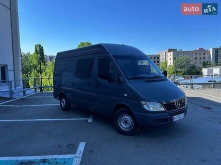 Серый Мерседес Sprinter, объемом двигателя 2.15 л и пробегом 410 тыс. км за 10000 $, фото 1 на Automoto.ua