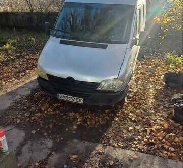 Серый Мерседес Sprinter, объемом двигателя 2.15 л и пробегом 111 тыс. км за 7400 $, фото 1 на Automoto.ua