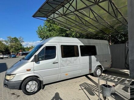 Серый Мерседес Sprinter, объемом двигателя 2.7 л и пробегом 600 тыс. км за 8999 $, фото 1 на Automoto.ua