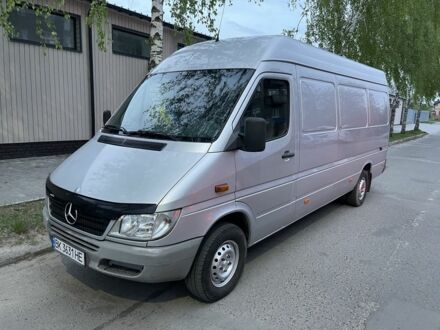 Серый Мерседес Sprinter, объемом двигателя 2.7 л и пробегом 500 тыс. км за 8200 $, фото 1 на Automoto.ua