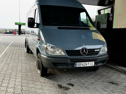 Мерседес Sprinter 2004 у Вінниці на Automoto.ua Сірий Мерседес Sprinter, об'ємом двигуна 2.69 л та пробігом 380 тис. км за 16500 $, фото 1 на Automoto.ua