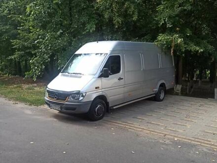 Мерседес Sprinter 2004 у Бершаде на Automoto.ua Сірий Мерседес Sprinter, об'ємом двигуна 2.7 л та пробігом 229 тис. км за 21900 $, фото 1 на Automoto.ua
