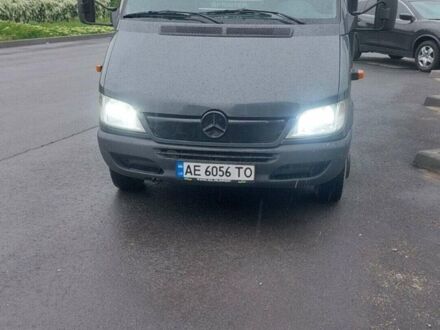 Серый Мерседес Sprinter, объемом двигателя 2.7 л и пробегом 454 тыс. км за 13100 $, фото 1 на Automoto.ua
