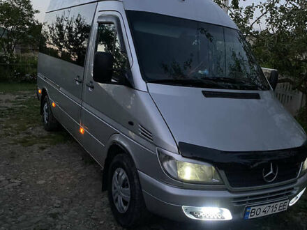 Серый Мерседес Sprinter, объемом двигателя 2.7 л и пробегом 500 тыс. км за 8000 $, фото 1 на Automoto.ua