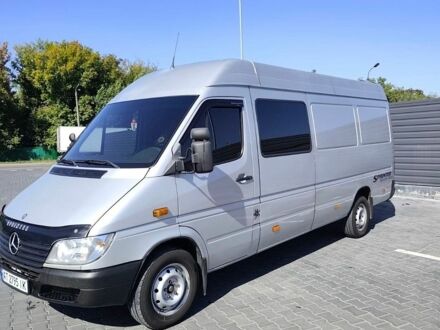 Серый Мерседес Sprinter, объемом двигателя 2.69 л и пробегом 208 тыс. км за 9200 $, фото 1 на Automoto.ua