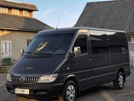 Серый Мерседес Sprinter, объемом двигателя 2.15 л и пробегом 350 тыс. км за 8200 $, фото 1 на Automoto.ua