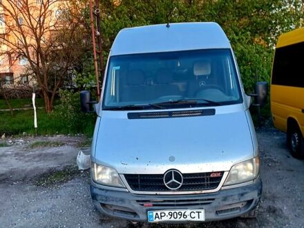 Сірий Мерседес Sprinter, об'ємом двигуна 2.1 л та пробігом 446 тис. км за 6500 $, фото 1 на Automoto.ua