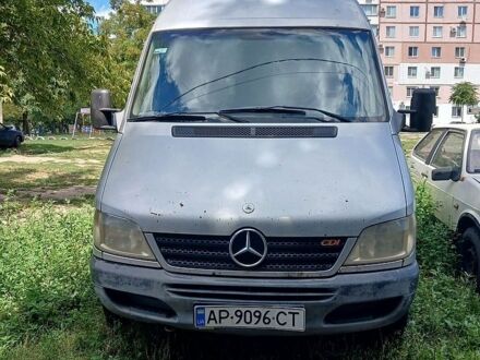 Серый Мерседес Sprinter, объемом двигателя 2.15 л и пробегом 446 тыс. км за 6000 $, фото 1 на Automoto.ua