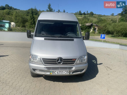 Серый Мерседес Sprinter, объемом двигателя 2.2 л и пробегом 500 тыс. км за 8800 $, фото 1 на Automoto.ua