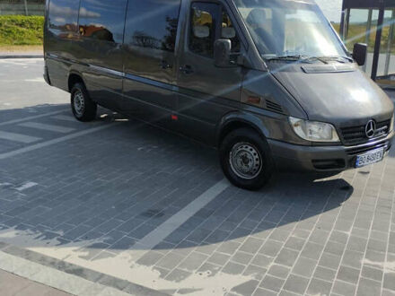 Серый Мерседес Sprinter, объемом двигателя 2.7 л и пробегом 170 тыс. км за 13500 $, фото 1 на Automoto.ua