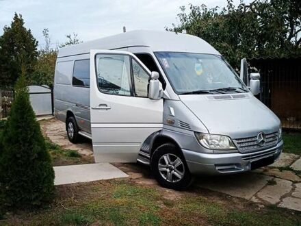 Серый Мерседес Sprinter, объемом двигателя 2.7 л и пробегом 650 тыс. км за 16283 $, фото 1 на Automoto.ua