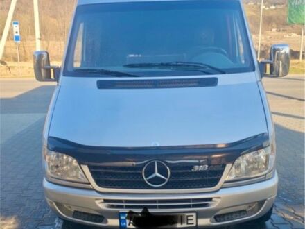 Мерседес Sprinter 2004 в Сваляве на Automoto.ua Серый Мерседес Sprinter, объемом двигателя 2.2 л и пробегом 300 тыс. км за 8000 $, фото 1 на Automoto.ua