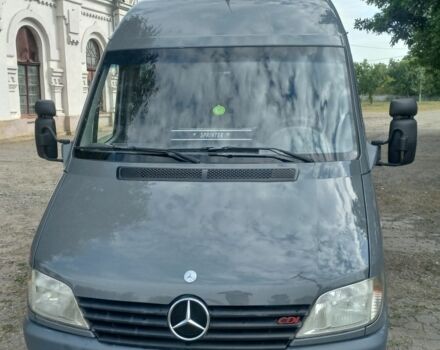 Сірий Мерседес Sprinter, об'ємом двигуна 2.7 л та пробігом 589 тис. км за 12500 $, фото 1 на Automoto.ua