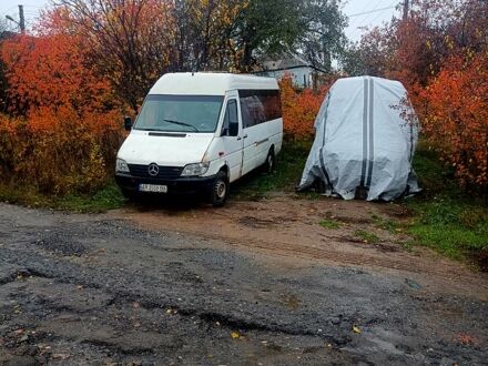 Сірий Мерседес Sprinter, об'ємом двигуна 2.1 л та пробігом 0 тис. км за 4000 $, фото 1 на Automoto.ua