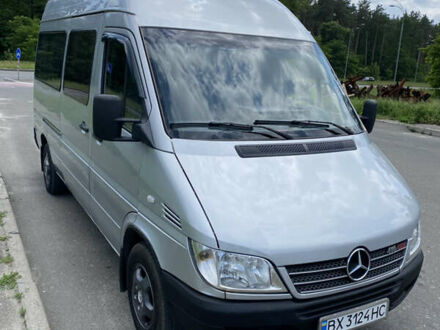 Мерседес Sprinter 2004 в Киеве на Automoto.ua Серый Мерседес Sprinter, объемом двигателя 2.1 л и пробегом 534 тыс. км за 8500 $, фото 1 на Automoto.ua