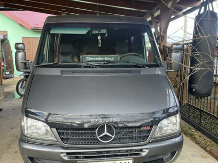 Серый Мерседес Sprinter, объемом двигателя 2.69 л и пробегом 524 тыс. км за 10500 $, фото 1 на Automoto.ua
