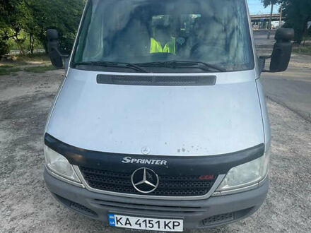 Мерседес Sprinter 2004 в Киеве на Automoto.ua Серый Мерседес Sprinter, объемом двигателя 2.15 л и пробегом 480 тыс. км за 10500 $, фото 1 на Automoto.ua