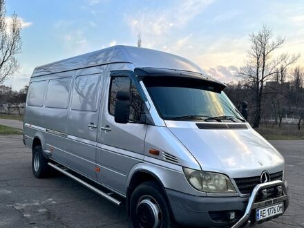 Мерседес Sprinter 2004 в Каменское - Днепродзержинск на Automoto.ua Серый Мерседес Sprinter, объемом двигателя 2.7 л и пробегом 460 тыс. км за 18500 $, фото 1 на Automoto.ua