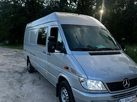 Серый Мерседес Sprinter, объемом двигателя 2.69 л и пробегом 780 тыс. км за 16500 $, фото 1 на Automoto.ua