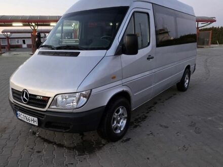 Серый Мерседес Sprinter, объемом двигателя 2.1 л и пробегом 400 тыс. км за 8502 $, фото 1 на Automoto.ua