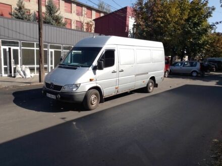 Сірий Мерседес Sprinter, об'ємом двигуна 0 л та пробігом 600 тис. км за 8000 $, фото 1 на Automoto.ua