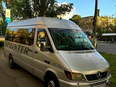 Сірий Мерседес Sprinter, об'ємом двигуна 2.7 л та пробігом 123 тис. км за 12000 $, фото 1 на Automoto.ua